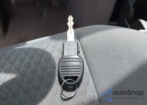 2010 Chrysler Town & Country Touring из США, поврежденный, VIN 2A4RR5D19AR309206